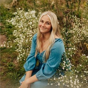 Meet your Posher, Abby